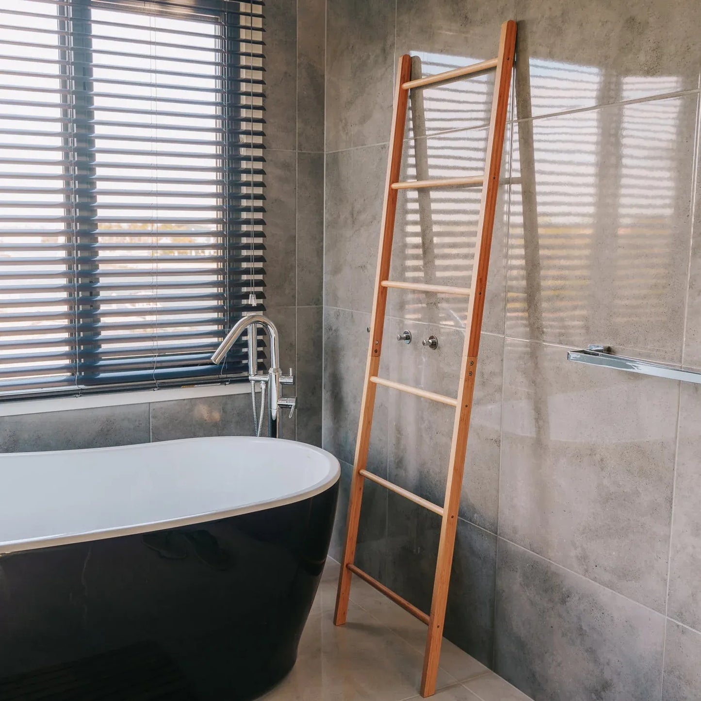 180cm 6 Steps Bamboo Towel Ladder