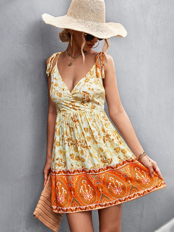 Women's bohemian holiday style backless positioning flower dress